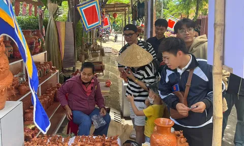 Hội An mở tour hướng dẫn tham quan làng mộc Kim Bồng