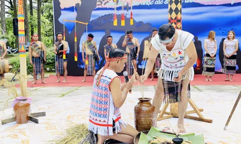 Tái hiện Lễ hội Mừng lúa mới của dân tộc Mạ