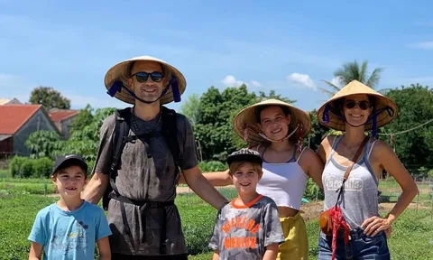 Lộ diện đoàn tàu sang xịn tuyến TPHCM - Nha Trang, một nơi ở Việt Nam lọt top 5 điểm lặn biển đẹp nhất châu Á