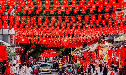 Du lịch Việt Nam trước thềm Quốc khánh 2/9:  Hà Nội trở thành tâm điểm, du lịch nội địa dẫn đầu