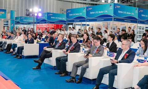 Công nghệ thang máy thông minh: Cầu nối giao thương Việt - Trung tại Triển lãm 2025