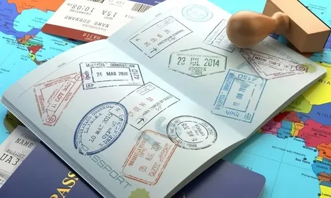 Châu Âu sẽ chính thức ngừng việc đóng dấu mộc lên hộ chiếu cho khách du lịch không thuộc EU.
