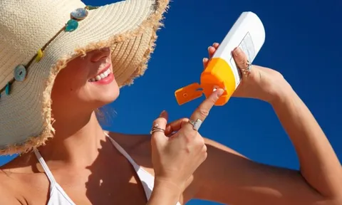 Thói quen giúp làn da bạn rạng rỡ hơn mỗi khi đi du lịch