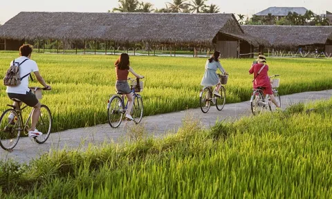 Ngày Du lịch thế giới 2023: Hướng tới phát triển du lịch xanh và bền vững