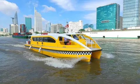 Du lịch đường thủy TP.HCM: Khai thác tiềm năng, lợi thế phát triển đa dạng tour tuyến (kỳ 1)