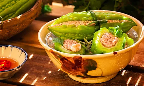 Canh khổ qua cá thác lác đậm chất Nam Bộ ngày tết
