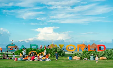 Miễn phí vé cho du khách tham quan và vui chơi tại công viên biển CaraWorld