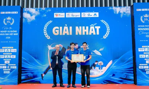 Quán quân Hội thi Housekeeping gọi tên Renaissance Riverside Saigon