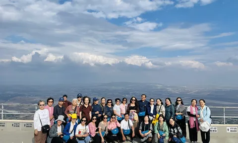 Các công ty du lịch Việt gặp khó khi phải dừng tour Israel