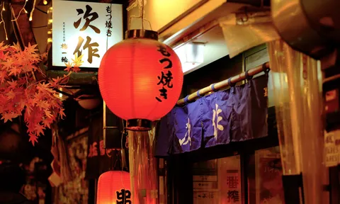 Khám phá “Hẻm nước tiểu” - Địa điểm du lịch hút khách ở Tokyo