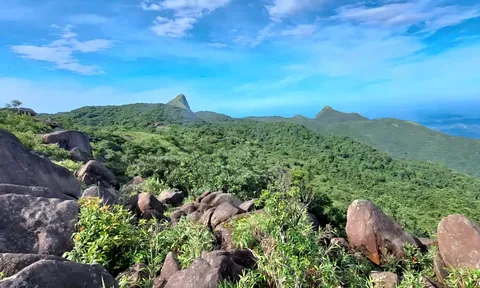 Tỉnh Quảng Trị: Mở tour Trekking chinh phục đỉnh Pa Thiên - Voi Mẹp