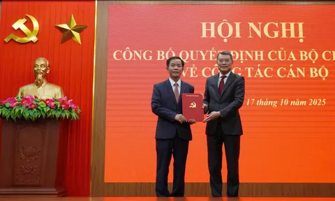 Phấn đấu đưa Quảng Trị trở thành cực tăng trưởng mới trong khu vực miền Trung là trung tâm năng lượng, logistics và du lịch đặc sắc