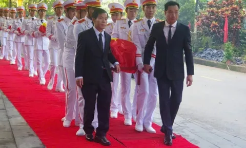 Khu di tích lịch sử đền thờ các anh hùng liệt sĩ Đường 20 Quyết Thắng tỉnh Quảng Trị long trọng tổ chức lễ truy điệu và an táng các hài cốt liệt sĩ