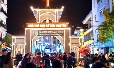 Lan tỏa yêu thương trong mùa Giáng sinh