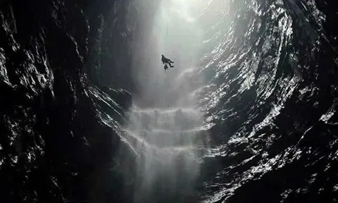 Quảng Trị: Phát hiện hang động có thác nước sâu khoảng 350m tại Phong Nha - Kẻ Bàng