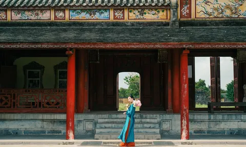 Mê mẩn bộ ảnh "Áo dài và Huế" qua ống kính của nhiếp ảnh gia