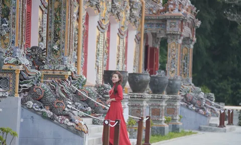 Tham quan điện Kiến Trung, ngỡ ngàng trước vẻ đẹp uy nghi, tráng lệ nơi cố đô Huế