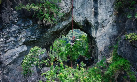 Khám phá kỳ quan thiên nhiên ẩn sâu trong rừng tại Lạng Sơn
