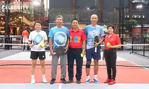 Các trọng tài sẵn sàng làm nhiệm vụ tại giải Celebrity Pickleball Championship – PILI Cup 2024