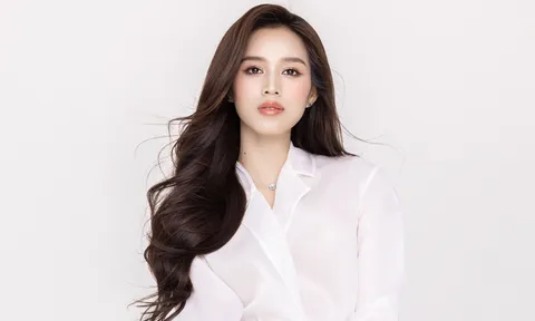 Hoa hậu Đỗ Thị Hà chia sẻ muốn làm "phú bà" của riêng mình