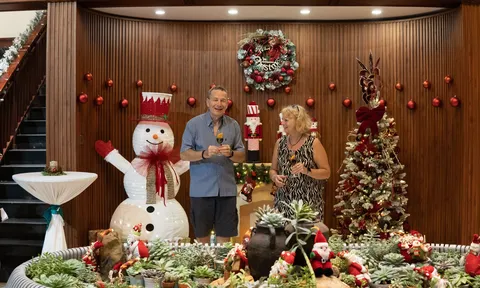 Silk Sense Hội An rộn ràng sắc màu Giáng Sinh, mở đầu mùa lễ hội 2025