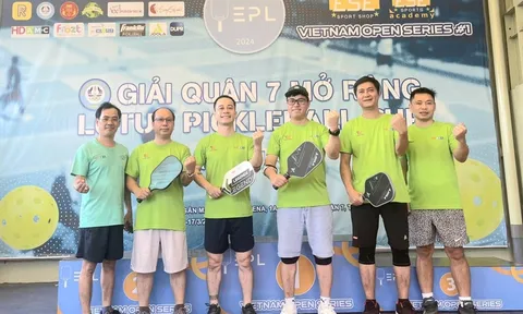 Tiến lên và đập lưới: Sức hút "gây nghiện" của Pickleball