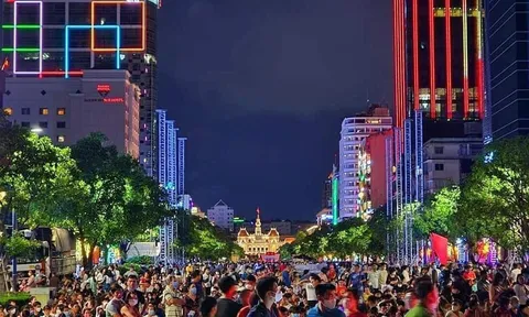 Du lịch TP.HCM tháng 9/2024: Lượng khách giảm, tổng thu đạt 17.017 tỷ đồng