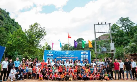 Từ Háng Lìa đến “giấc mơ tiếp nối”: Hành trình dựng xây mái trường của cộng đồng kiến trúc - xây dựng - nội thất