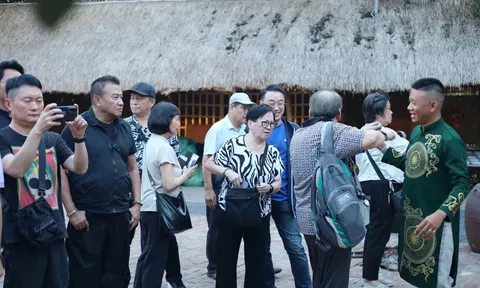 Khánh Hòa và bài toán biến trải nghiệm Famtrip thành dòng khách quốc tế