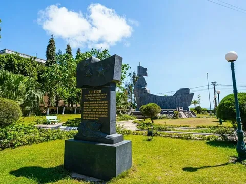 Bình Định tổ chức kỷ niệm 70 năm Ngày hoàn thành chuyển quân tập kết ra miền Bắc