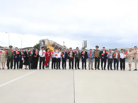 Mở đường bay Phú Quốc – Cam Ranh: Tăng kết nối hai trung tâm du lịch biển