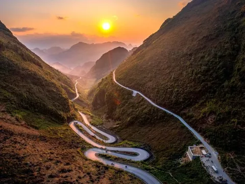 Khám phá những cung đường đẹp nhất Việt Nam