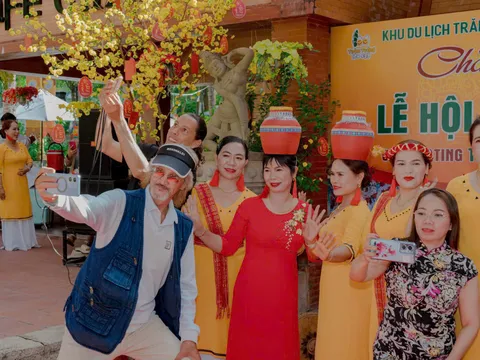 Trăm Trứng ra mắt lễ hội “Về Nguồn” đầy sắc màu văn hóa dân tộc