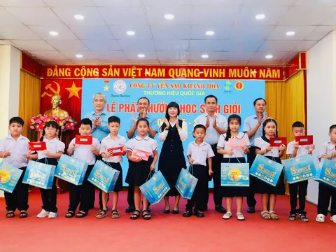 Yến Sào Khánh Hòa dành gần 2,3 tỷ đồng tiếp sức cho các học sinh trong năm học mới