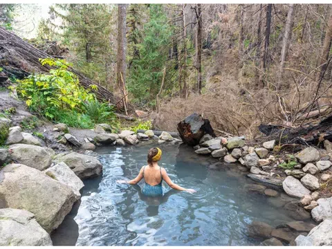 7 suối nước nóng tốt nhất ở Oregon