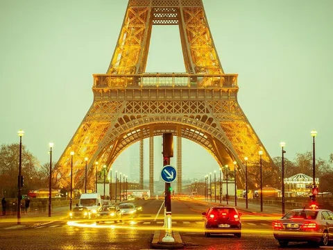 Bỏ túi những từ vựng hữu ích khi đến du lịch tại "Kinh đô ánh sáng" Paris