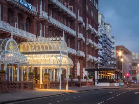 Review khách sạn: Hilton Brighton Metropole