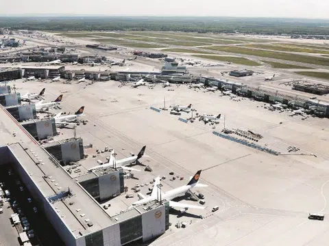 Sân bay Frankfurt 'hành động nhanh hơn' để cắt giảm lượng khí thải CO2