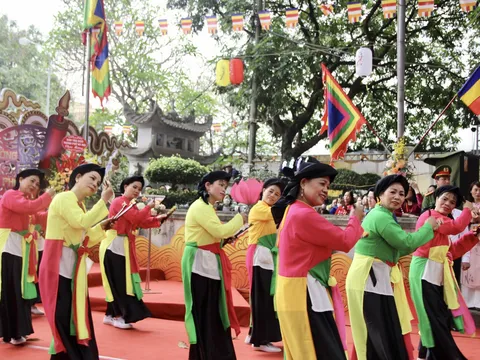 Khai mạc Lễ hội Chùa Láng - Tôn vinh giá trị văn hoá di sản truyền thống