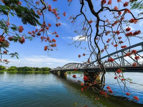 Tái đề cử sông Hương là "di sản văn hóa thế giới"