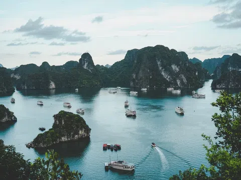 Điểm đến nào của Việt Nam lọt top 10 kỳ quan thiên nhiên đông khách nhất thế giới?