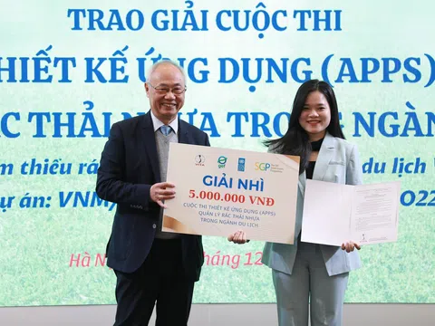 Trao giải thưởng Cuộc thi Thiết kế ứng dụng (apps) quản lý rác thải nhựa trong ngành du lịch