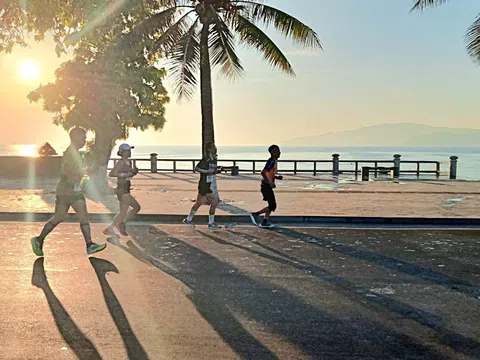 Khởi động Giải chạy Unique Nha Trang H-Marathon 2024