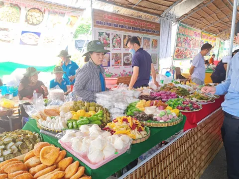 Nô nức chờ đợi Lễ hội Bánh dân gian Nam Bộ lần thứ XI năm 2024