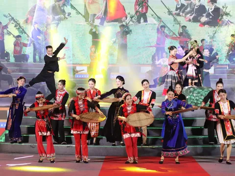 Nhiều hoạt động hấp dẫn tại Lễ hội Văn hóa, du lịch, ẩm thực quốc tế Hà Giang lần thứ nhất