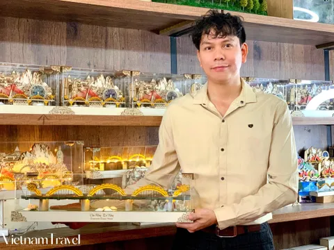 Dành tình yêu cho Đà Nẵng, chàng trai Hà Nam quyết tâm quảng bá du lịch qua những mô hình khắc gỗ 3D