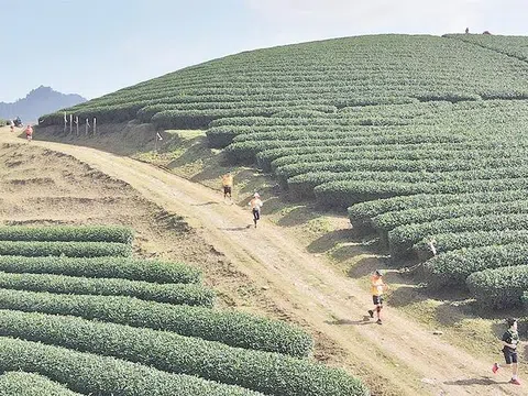 Phát huy thế mạnh của du lịch thể thao