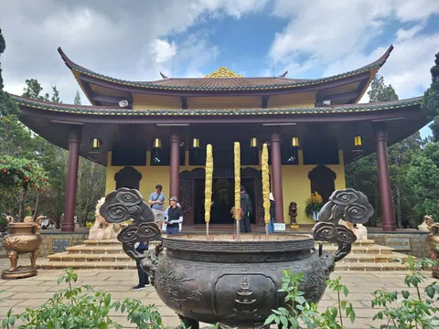 Thiền viện Trúc Lâm: Chốn yên bình của núi rừng Đà Lạt