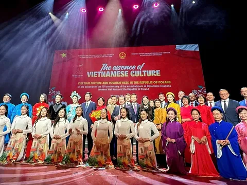Kỷ niệm 75 năm quan hệ Việt Nam - Ba Lan: Đêm nghệ thuật của tình hữu nghị và niềm tự hào