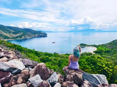 Bích Đầm – Hòn đảo không điện lưới níu chân du khách bằng vẻ đẹp nguyên sơ
